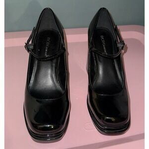BCBG Black Patent Platform Mary Jane Heels Size 8.5 M